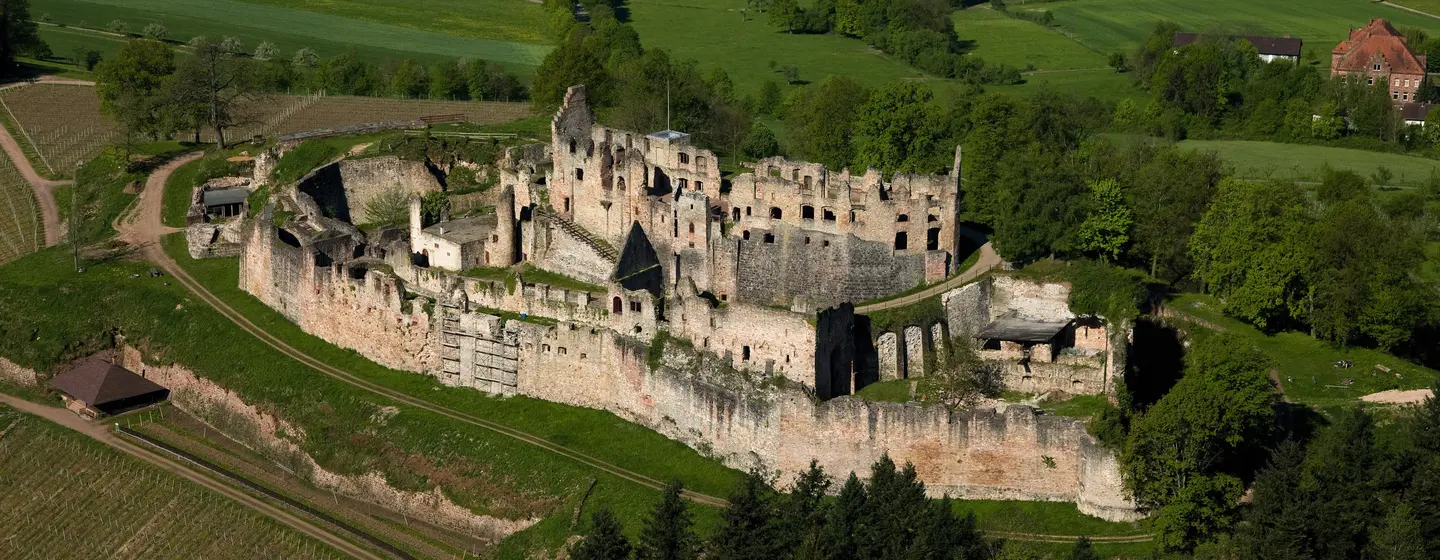 Foto: Staatliche Schlösser und Gärten Baden-Württemberg, Achim Mende Hochburg bei Emmendingen