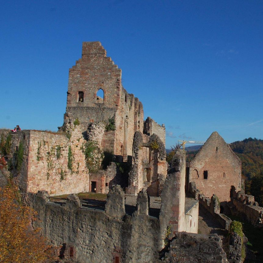 Hochburg Castle, Exterior view